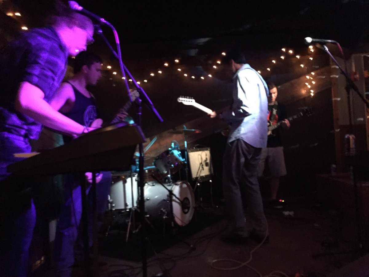 nativealloys's tweet photo. Found #absolutionkey @LayerCakeFest @misrarecords stage knocking it outta the park! @spiritpgh https://t.co/PlAjheWsFn