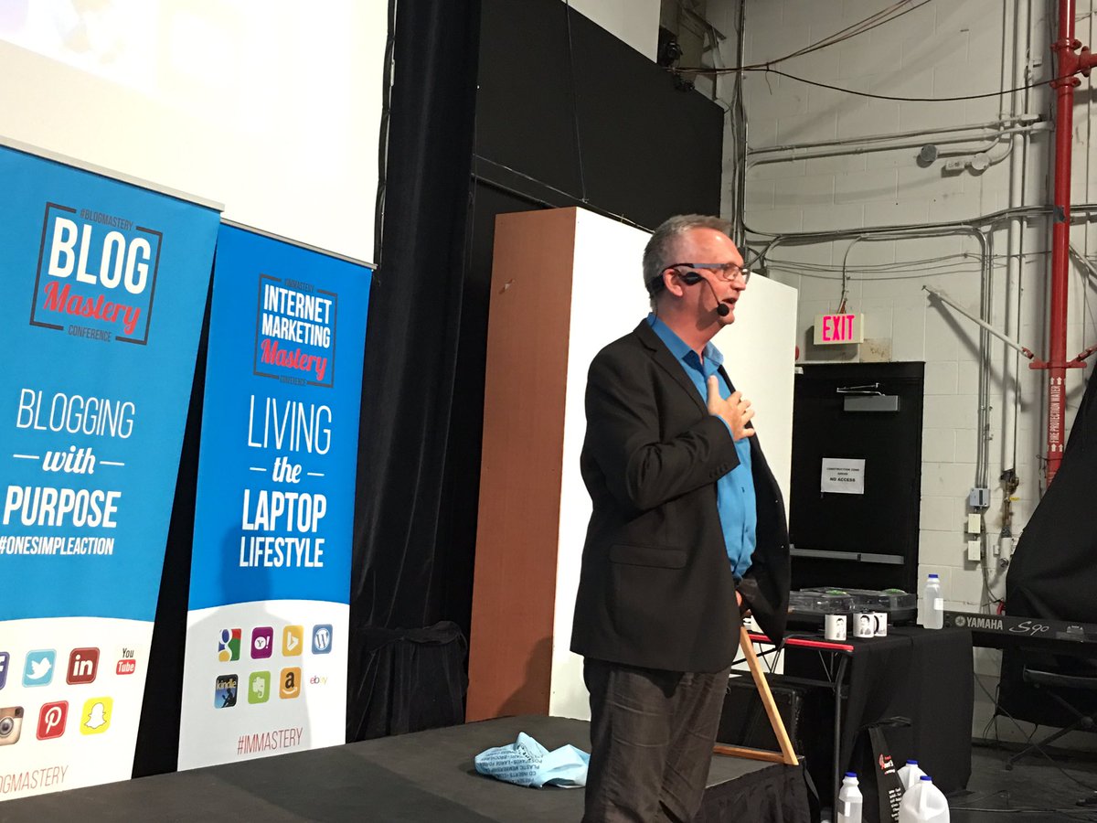 CathyBrowne's tweet photo. @jdgem on Engaging Your Tribe at #SMMastery @YVRConferences https://t.co/dhWaswTA23