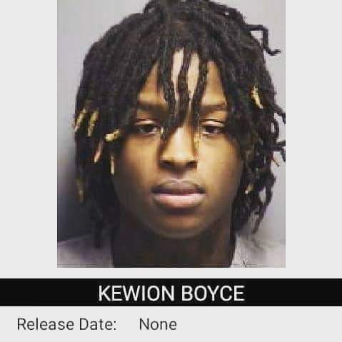 SikoSerious's tweet photo. #FreeKMB 😷😷 https://t.co/5MeXQXlEI5