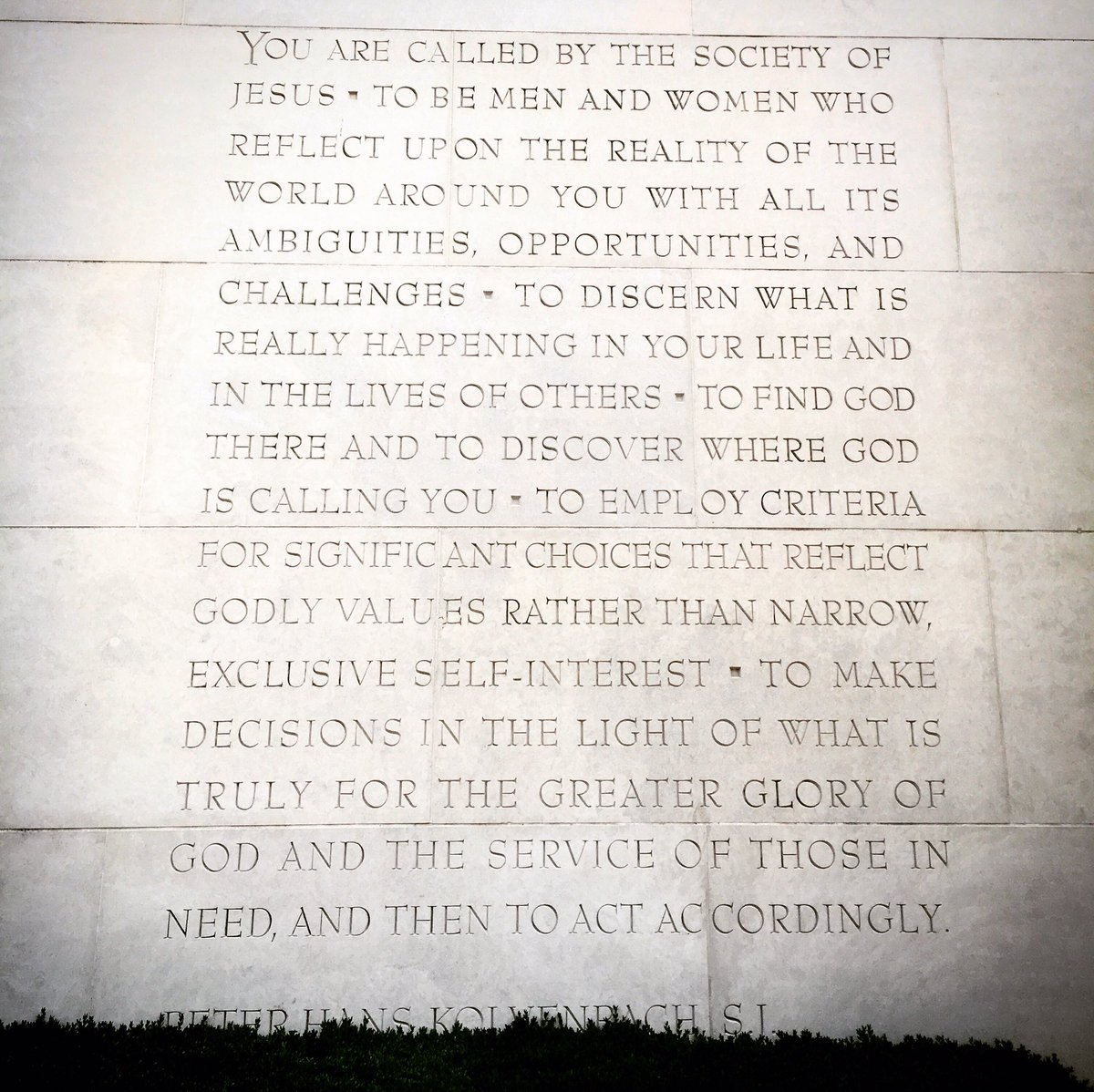 marcusmescher's tweet photo. What a beautiful campus @RockhurstU; this quote's my favorite part #cts16kc @jesuitcolleges @XavierUniv #idea4campus https://t.co/Qf20E0BdAP