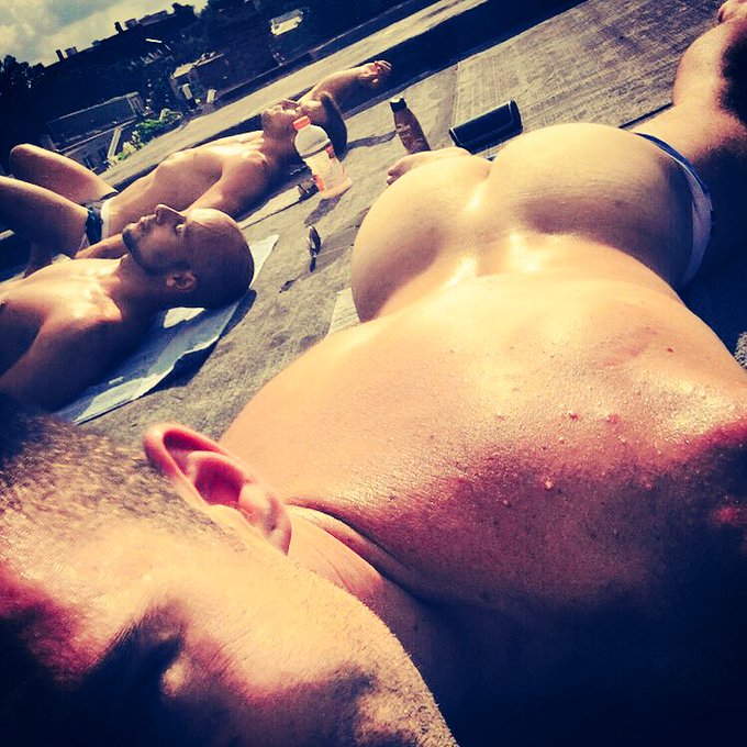 Tanning with the guys ?? #ass #gaypornstar #cheeks https://t.co/WtcGyFganR