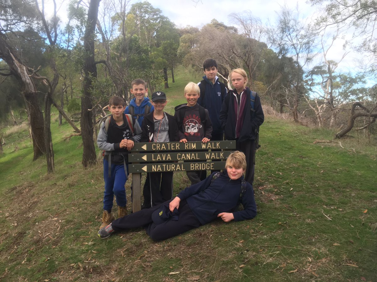 AllansfordScout's tweet photo. #AllansfordScoutTroop #Dayhike #MtEccles https://t.co/xjmmxckvD4