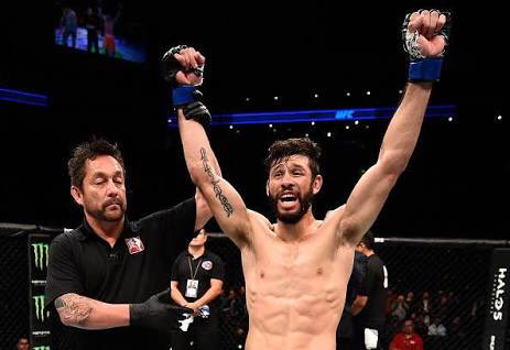 AdrenalinaSN's tweet photo. ¡Looooo hizooooo! Por T.K.O Polo Reyes se lleva la victoria de #UFC199. 🇲🇽🇲🇽🇲🇽 https://t.co/EmML3fXByP