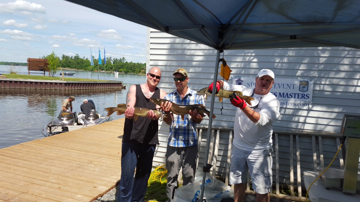 BarrieBass's tweet photo. congrats to our winners of our open pike tourney Bill W and Paul L with over 15lbs + 8lb big fish; 40 boats today! https://t.co/3fWw9xBQ6S