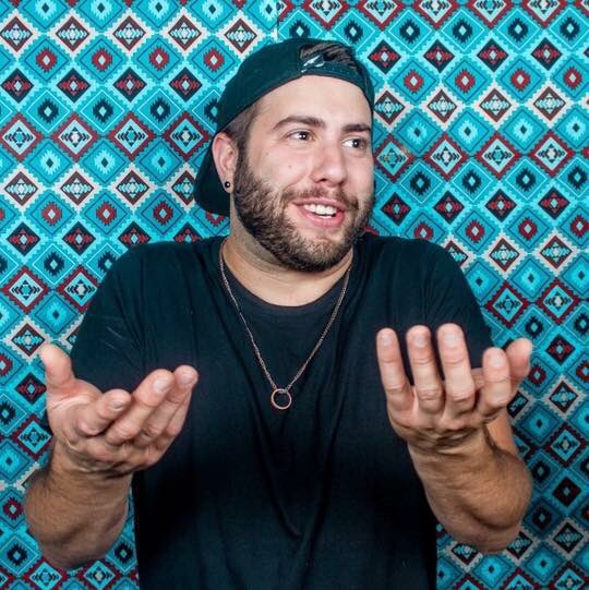 ScreamingTuna's tweet photo. Who better to kick off our Summer Music Series than resident #Brunzie DJ @Only_1_Zello ? https://t.co/y3ZRv6qS0Z https://t.co/6FZUCuG1Cd