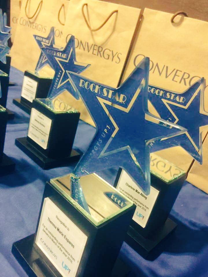 QuezonRockstars's tweet photo. Everyone's a #Rockstar, those who go #BeyondLimits becomes #Extraordinary! #BTITB
#LeadInspireFunUP1 #GlitterNation https://t.co/x5ewqrn5ES