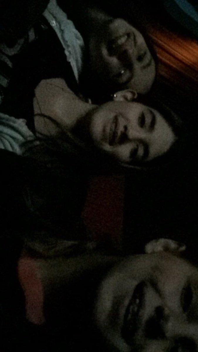 Tiinuchaa's tweet photo. @Tini_Disney @TiniStoessel recién salimos de ver la película estuvo hermosa 😍😘❤️ https://t.co/wqGLWQZQUY