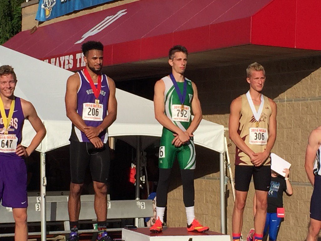 valpotf's tweet photo. @TheRealPaco14 on the podium https://t.co/UtI7gyTwvM