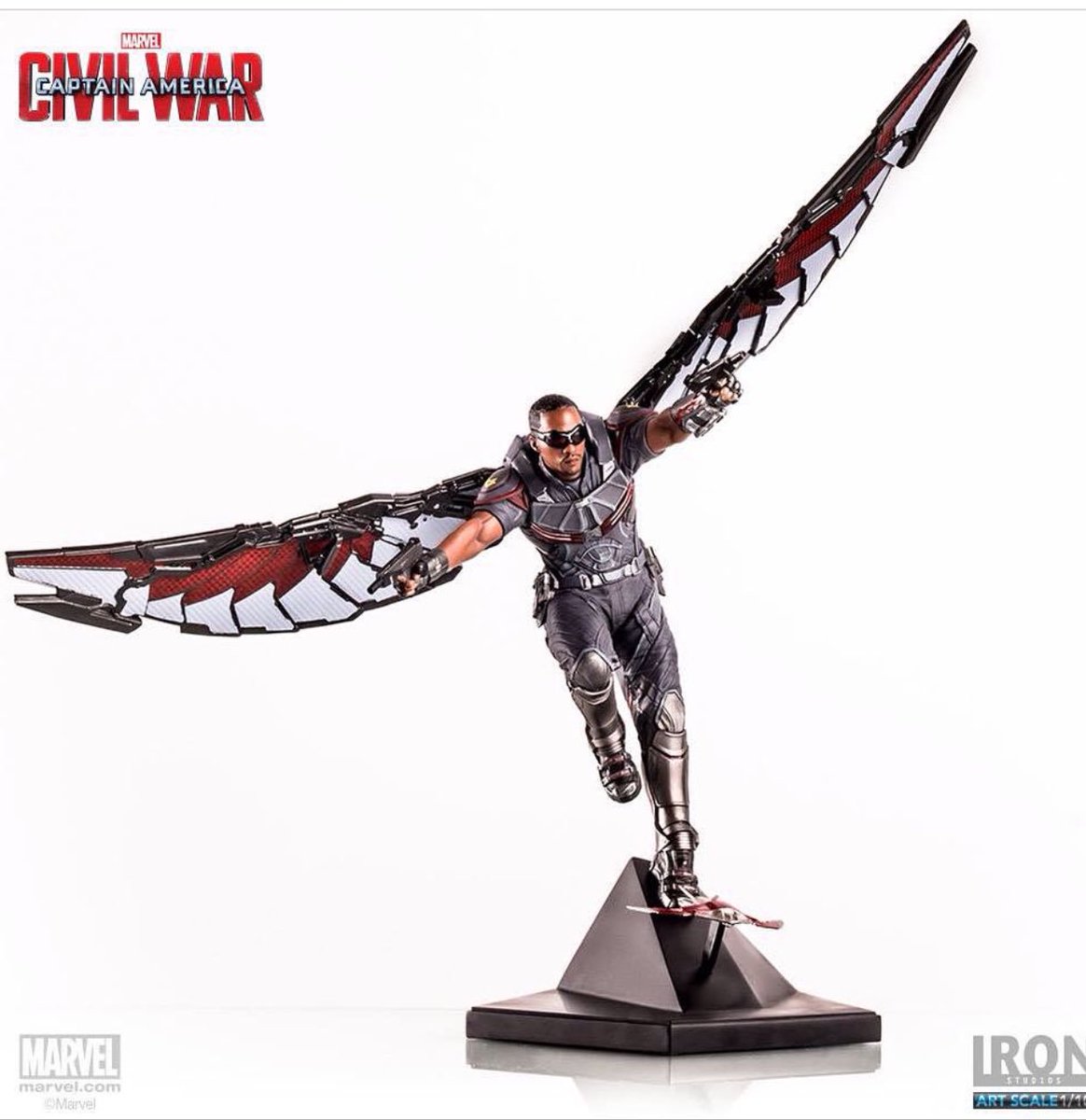 AFigureFoco's tweet photo. A Iron Studios anunciou a sua versão do Falcão do filme Guerra Civil!
#Falcon  #captainamerica #marvel #ironstudios https://t.co/ynYMauPwcx