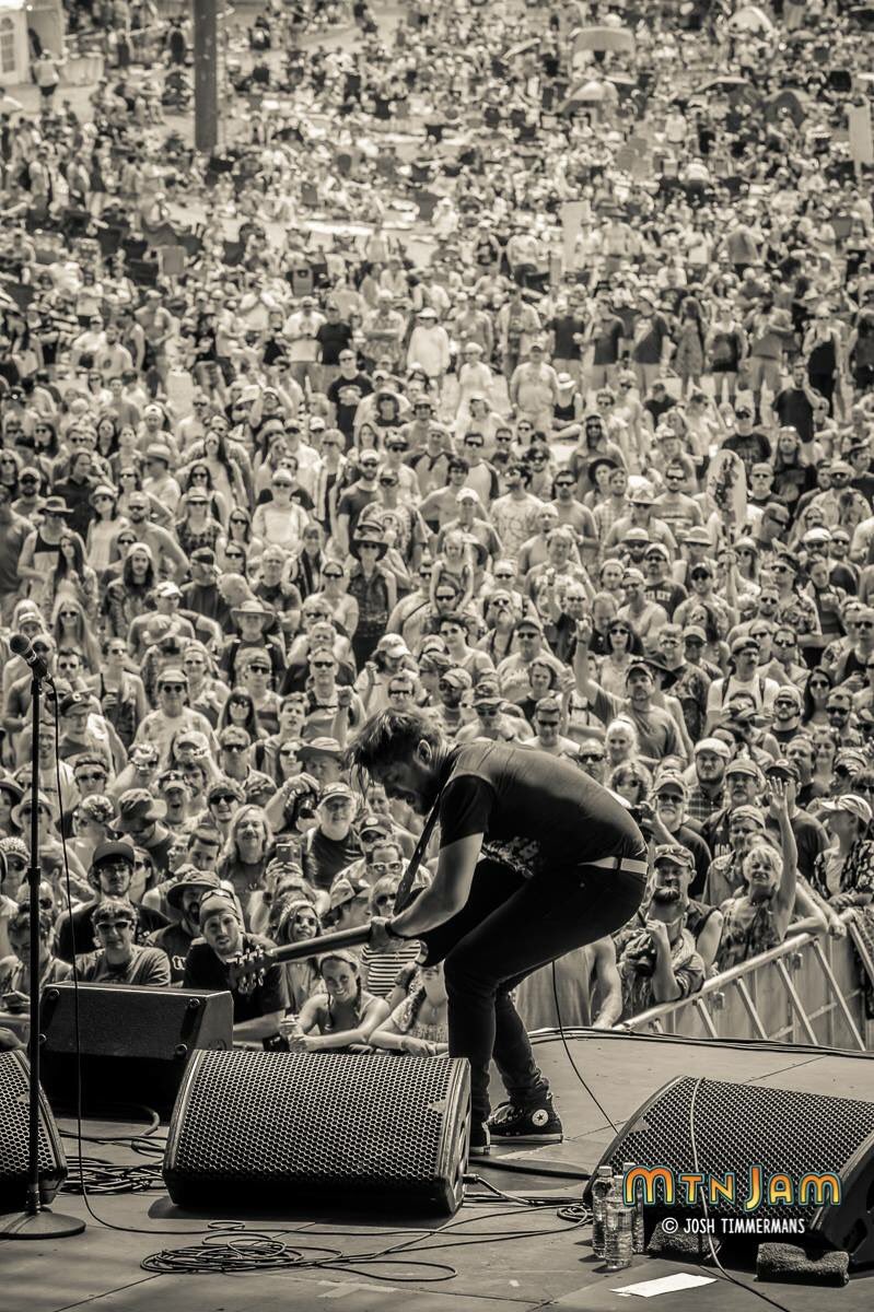SisterSparrowDB's tweet photo. That was killer🤘 we 💗 u @MountainJam !!!!!! Photo by @NobleVisions https://t.co/X4kV8Tt2RD