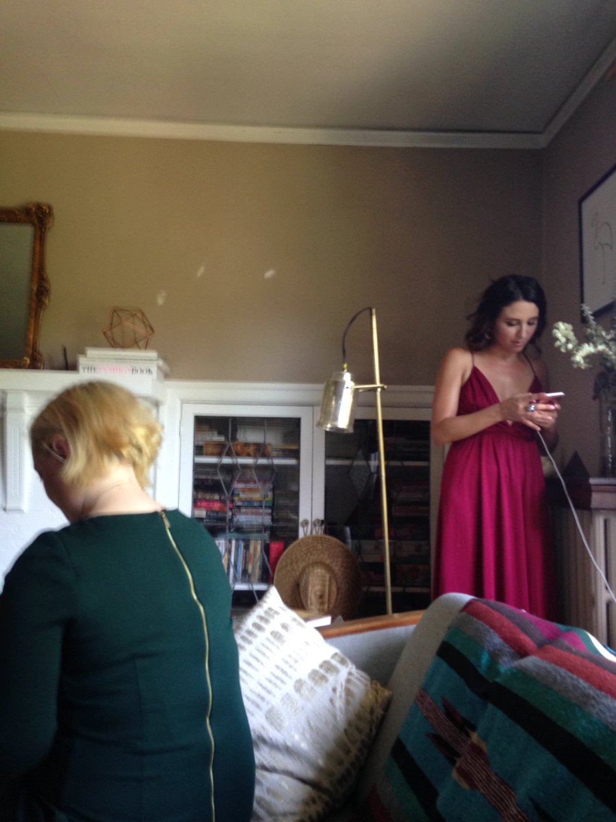 It's <a href="/leoawards/">Leo Awards</a> night-- the nominated PSI ladies are on their phones #webelieveinEVERYTHING