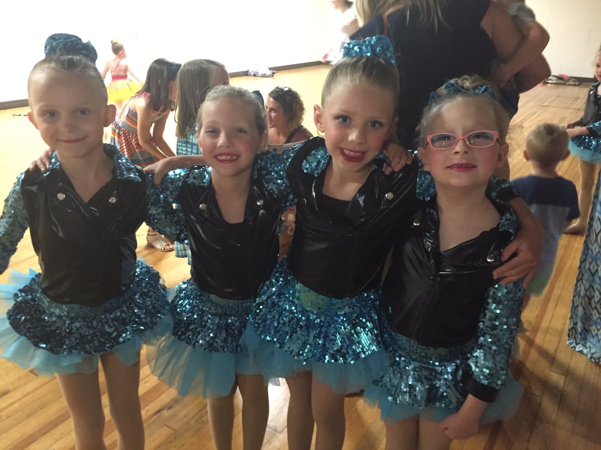 adilocker's tweet photo. Great job girls! So proud of all your hard work! #solesyear5 https://t.co/z2Cs8tcBTs