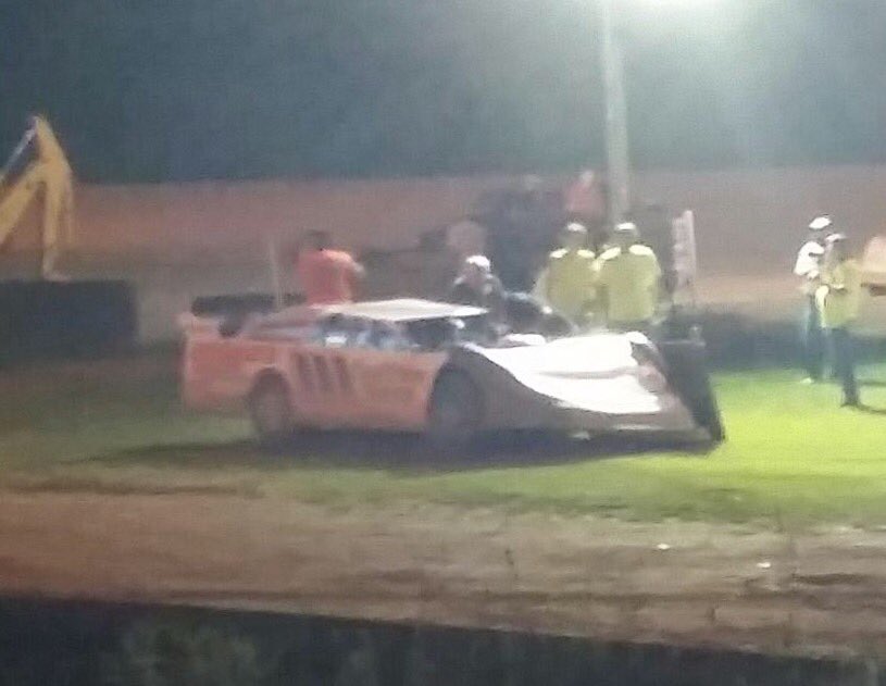 mattlux21's tweet photo. Won the feature tonight @MCSpeedway in the 111. https://t.co/VH6YqYwYpl