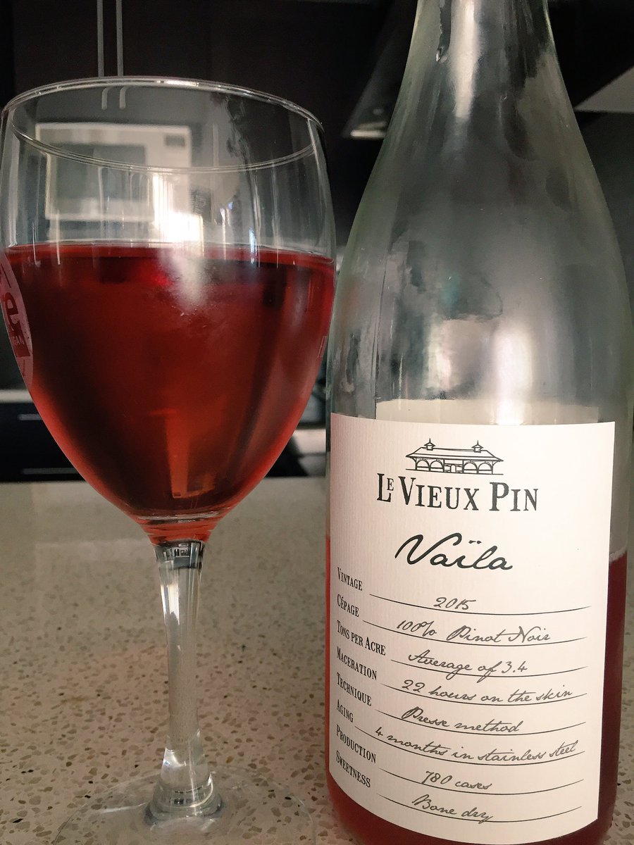 spatulamedia's tweet photo. Oh #Vaila how I love thee @LeVieuxPin #bcwine #rosefan https://t.co/AJ6vZdRYze