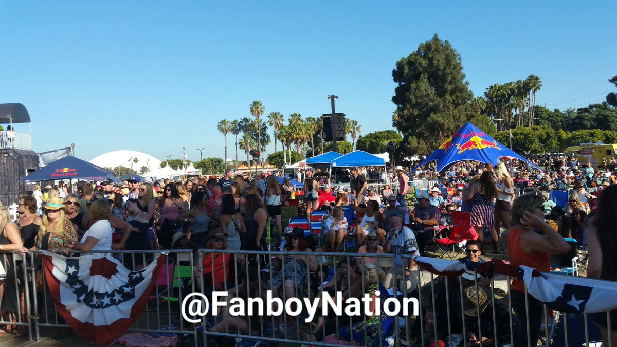 FanboyNation's tweet image. #stageview from #shipkicker #country #music #festival