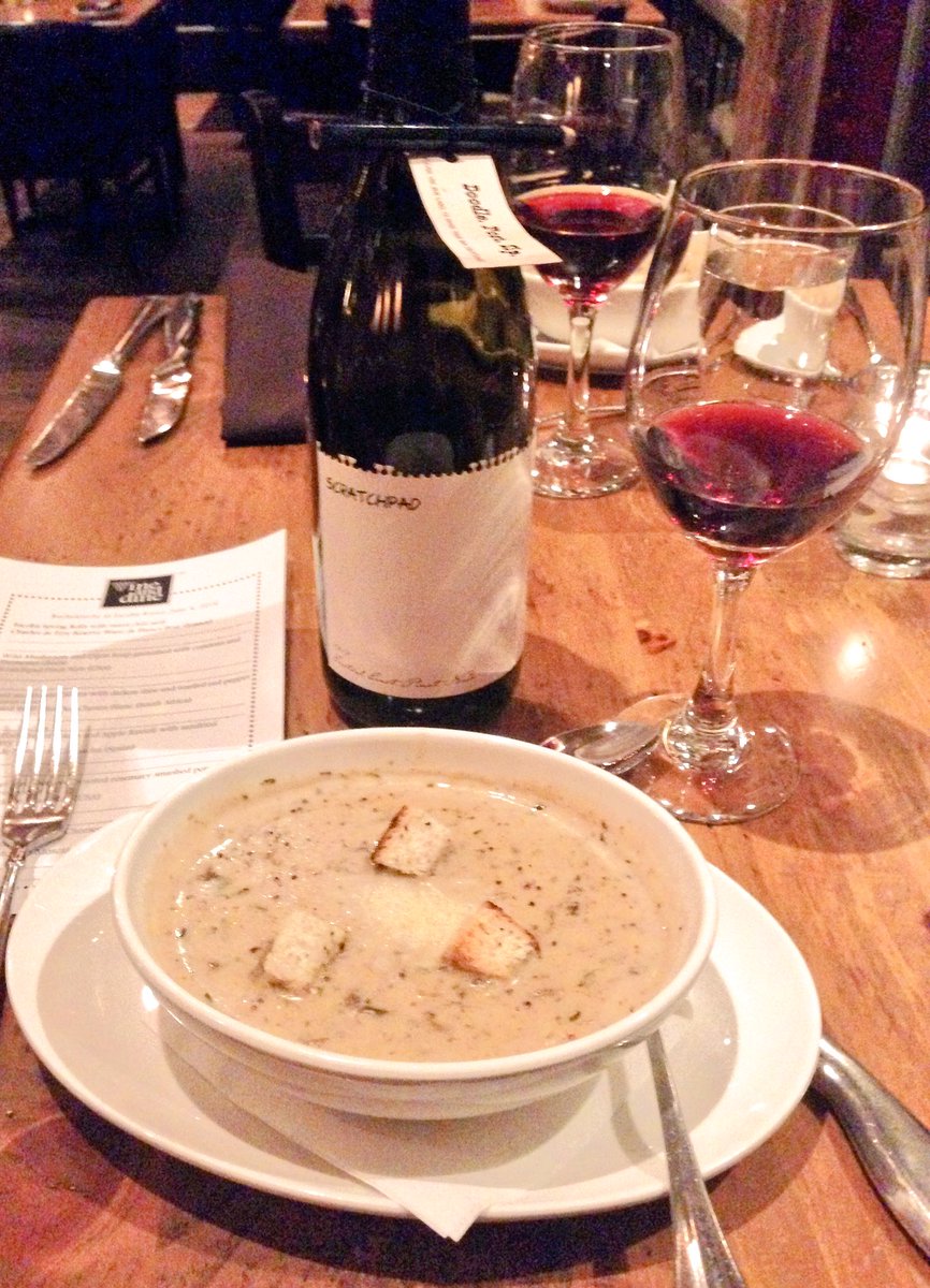 vineanddine's tweet photo. Love running #bachelorettes @Escobabistro -so much fun! Their famous mushroom soup is great w @ScratchpadWines Pinot https://t.co/Je2hk35gQ3