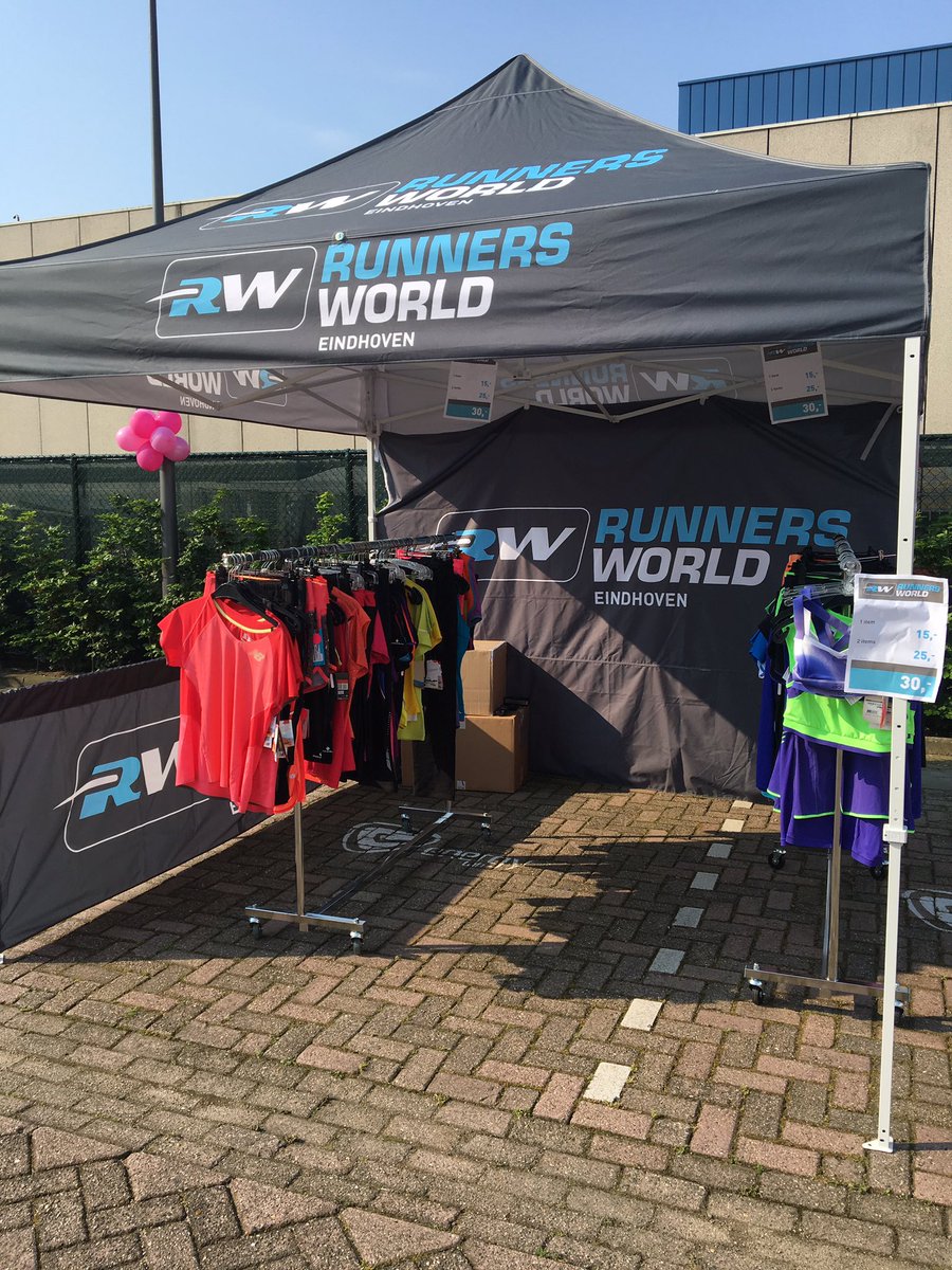 Vanochtend staan wij bij de #Ladiesrun met een aantal mooie aanbiedingen. Dames veel succes! <a href="/marathonehv/">ASML Marathon Eindhoven</a>