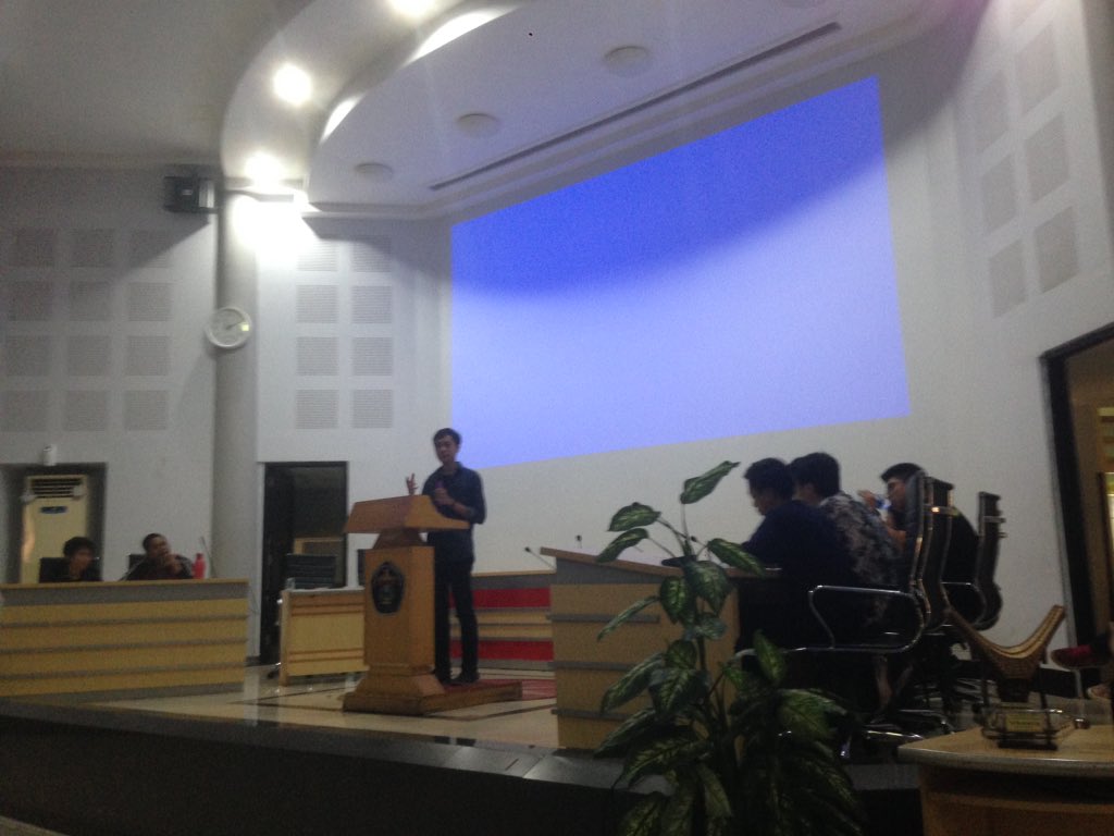 UNHASHBP2016's tweet photo. [LIVE REPORT]

Prime Minister of the Opening Government team is delivering his speech https://t.co/biEqOxhSBY