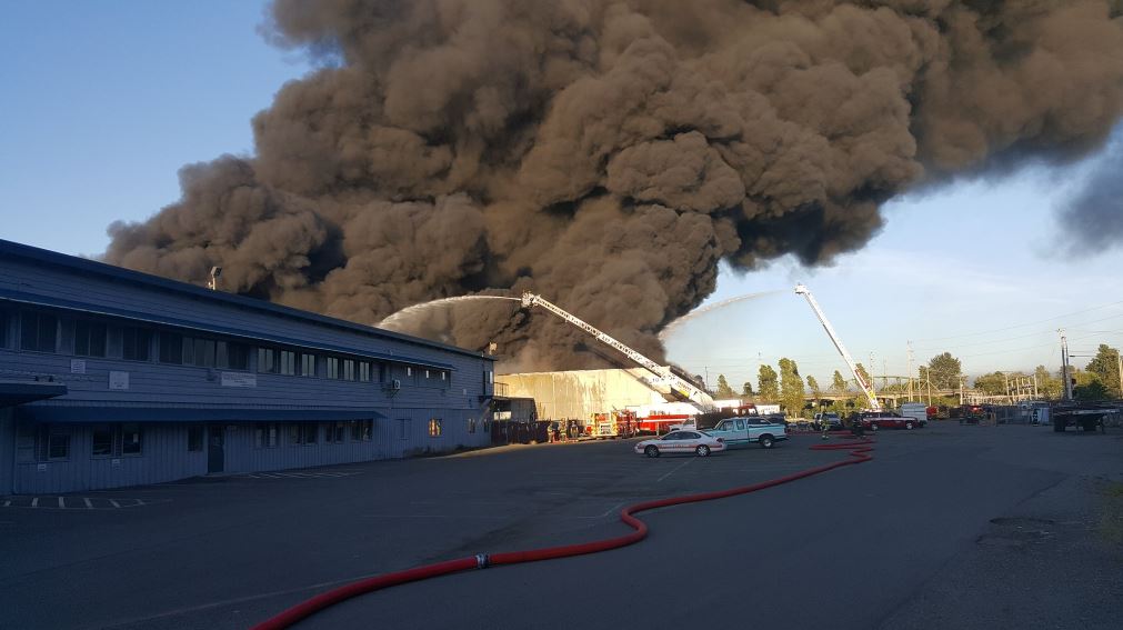 PHOTOS Warehouse fire in Everett. KOMO News Scoopnest