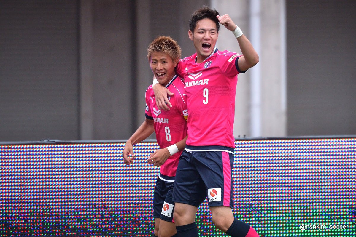 西中島 あなたのハートにゲーゲンプレス 歓喜の瞬間は もっともっと残さないといけないよね Cerezo セレッソ セレッソ大阪 柿谷曜一朗 杉本健勇 写真好きな人と繋がりたい ファインダー越しの私の世界