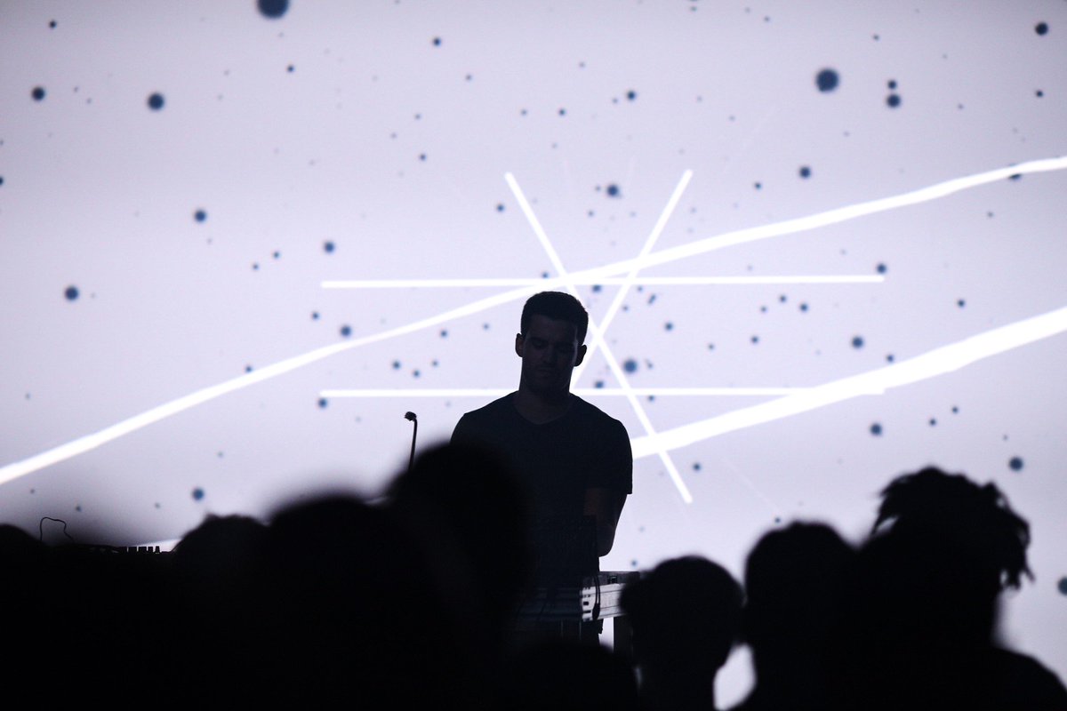MUTEK_Montreal's tweet photo. WHITE VISITATION
Textured post rave soundscapes filled the BWR during his performance. #mutek #mutek2016 https://t.co/zZmvMdZqLO
