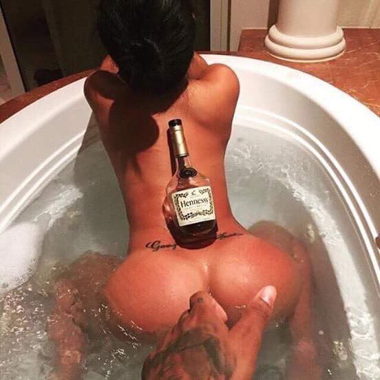 missprettyaf's tweet photo. When he get back home 🤗💦 https://t.co/AnAHA3W2iD