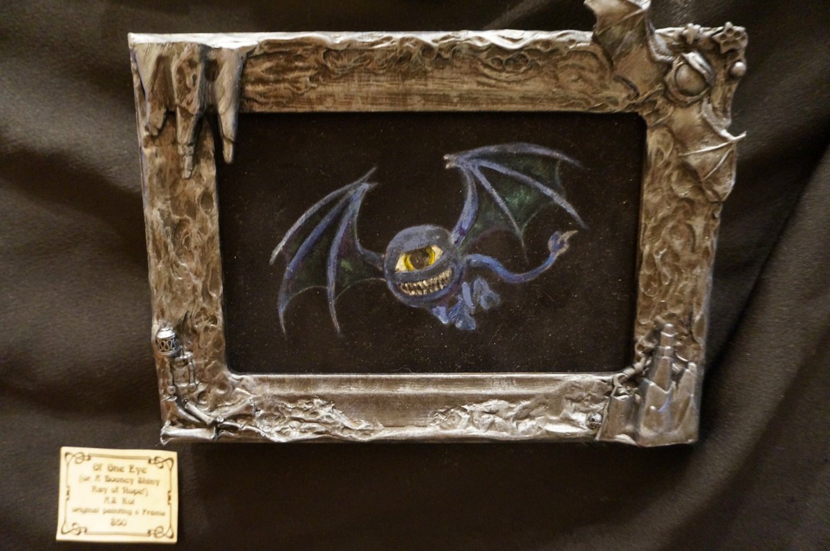 Dave_Wilhelm's tweet photo. #Crypticon2016 #Crypt16 ..another very cool bat piece from Catalyst.. nice frame.. @VampsIceChic https://t.co/0oaUNKx4Dx