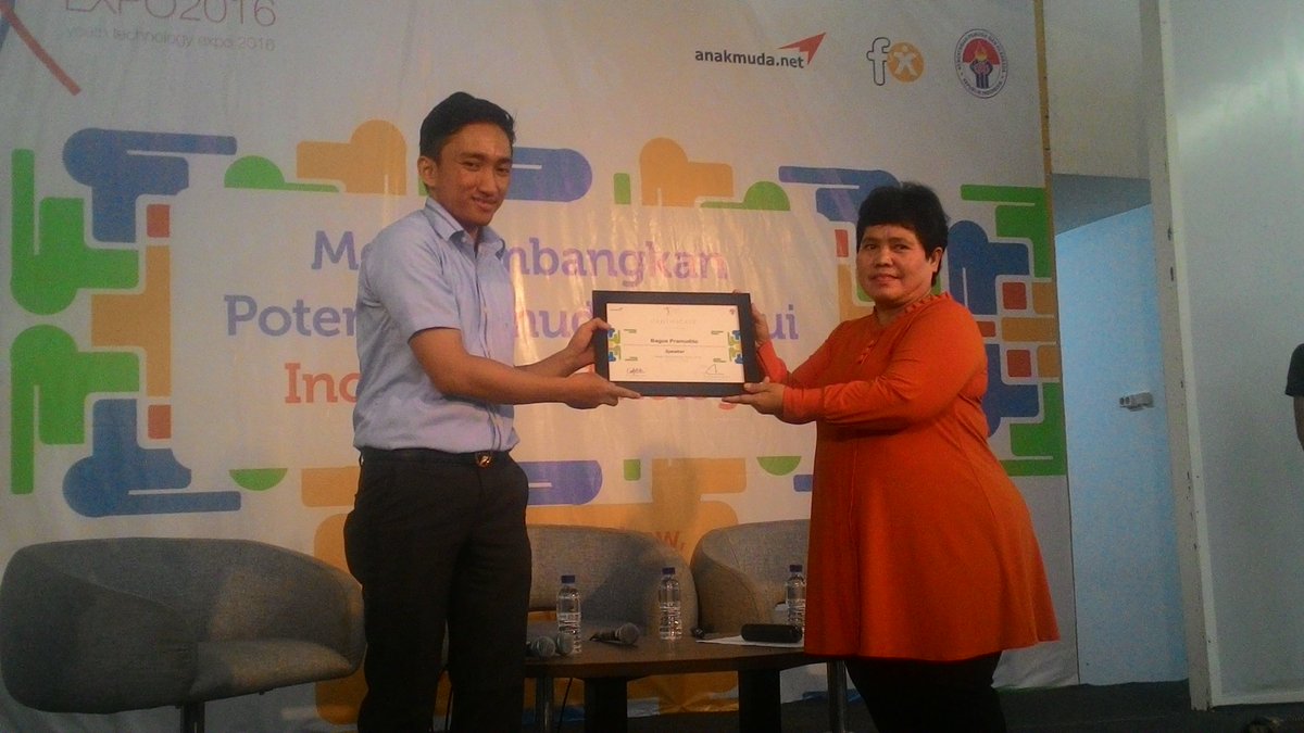 Terimakasih kepada <a href="/AnakmudaNet/">anakmuda</a> <a href="/KEMENPORA_RI/">KEMENPORA RI</a> yang tlah mengundang founder kita untuk berbagi ilmu dan pengalamannya