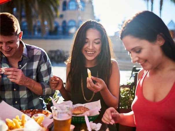 liveconfidence's tweet photo. 30 Almost Painless Ways To Meet New People
https://t.co/lqDE1ZUXAY https://t.co/hxwtmgFTyd