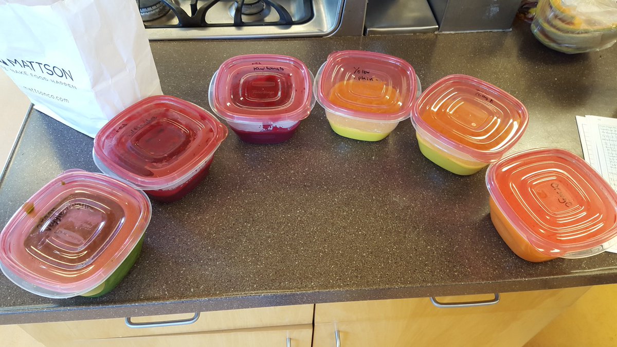 YanyaoYu's tweet photo. Colorful products! #fst160 #Veggie_Mights    #vegan https://t.co/Cm9iCLeZoU