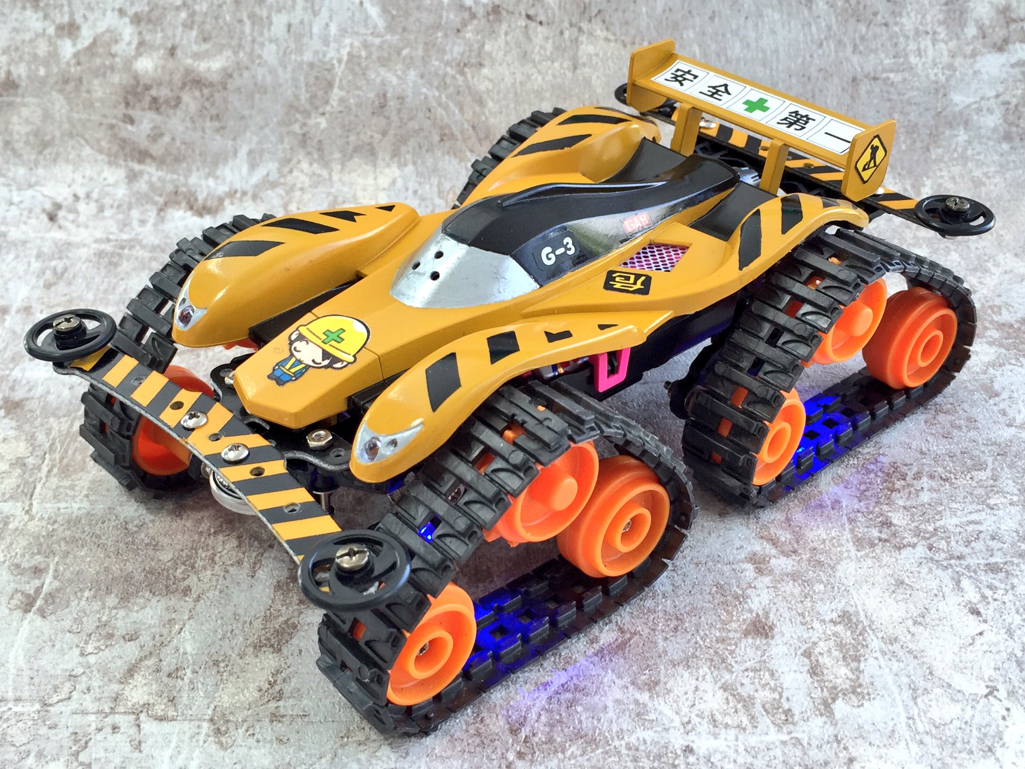 タミヤ　ミニ四駆　デコトラ　コンデレ車両 ミニ四駆【タミヤ公式】🚗🏁 on X: 