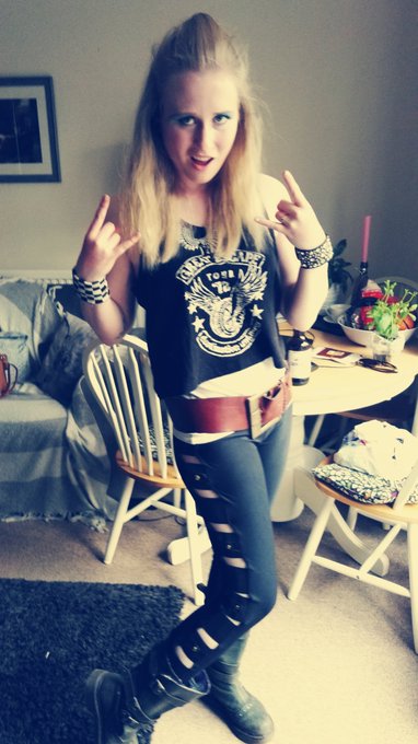 Went to a hair metal party last night, had to post pics of the outfit, was super fun! :D https://t.c<a href="/tag/thongthursday"class="tags"><span>#thongthursday</span></a>