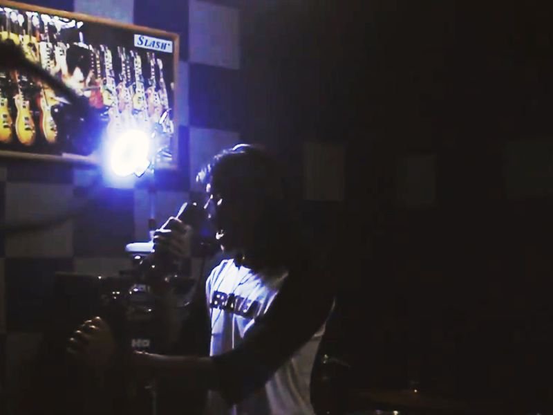 Tepat hari ini, tentang proses pembuatan The Black <a href="/DEADOFDESTINY/">Dead Of Destiny</a> dalam artikel berikut: revi.us/menuju-kegelap…