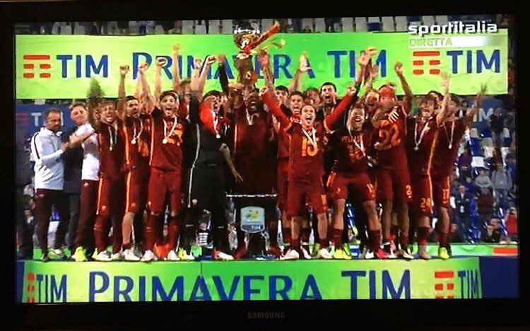 danieleverde53's tweet image. Complimenti a questa grande squadra ! ❤️💛 #ASRoma #Primavera