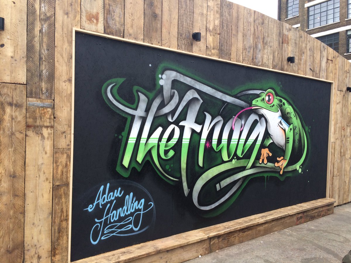 The final touches to the new front at @thefroge1 are now complete #Grafitti #bricklanemarket #streetart #shorditch