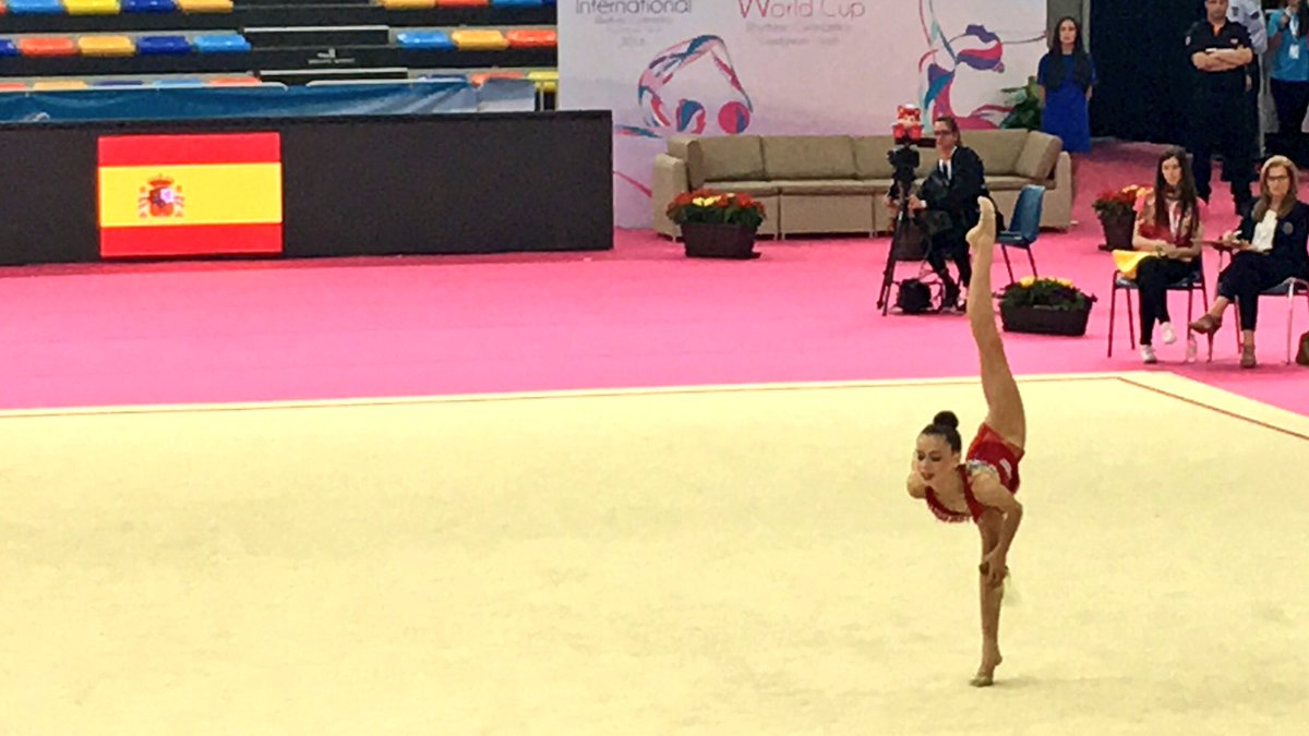 JesusCarballo__'s tweet photo. María Añó, medalla de bronce en la final de cuerda del Torneo Internacional!! enhorabuena! #RG_WCupESP https://t.co/oukwI6gPMa