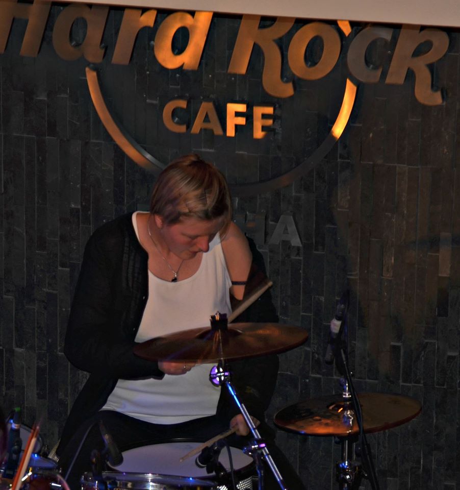 endofscream's tweet photo. Hei, few photos from Hard Rock Café in Prague, where we featured on wednesday ! :-) https://t.co/UIdxmeUxJf