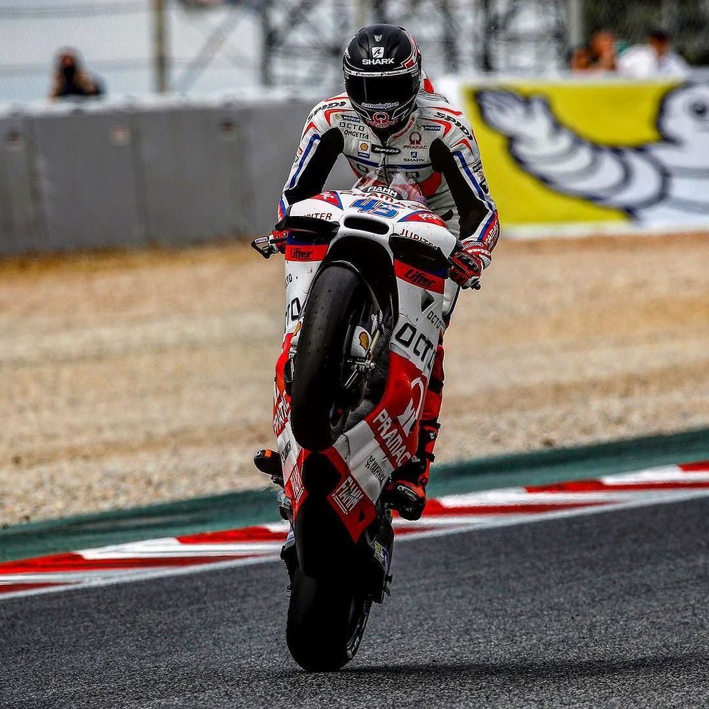 pramacracing's tweet image. #letsmooove @reddingpower !!!
#catalanGP @motogp