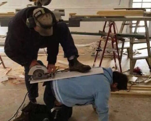 safetyfocus's tweet photo. Life without health and safety 😳 https://t.co/oh9ip5DjG7