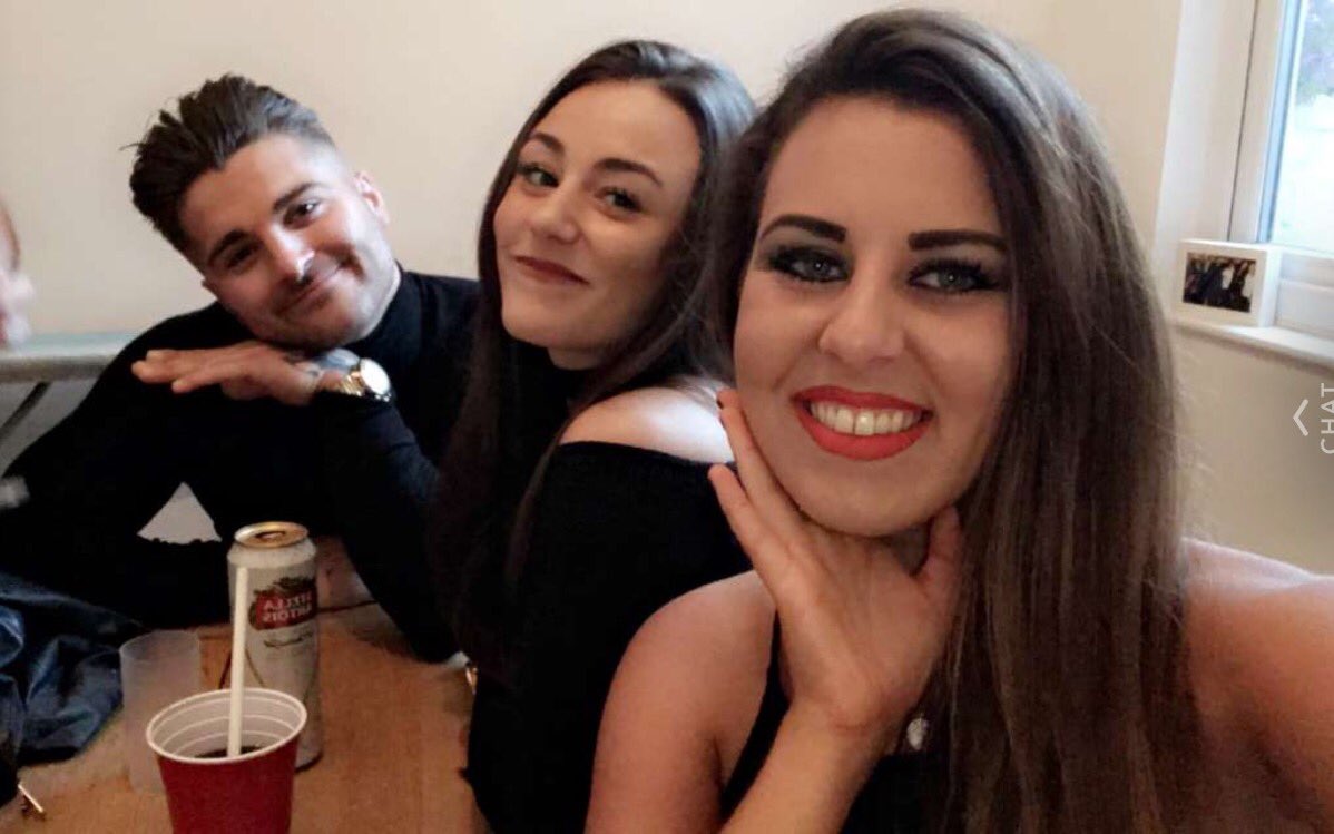 LaurenSian_'s tweet photo. Last night was fun. Paying for it now though #ineedsaving 👿 https://t.co/kQERtzrwLX