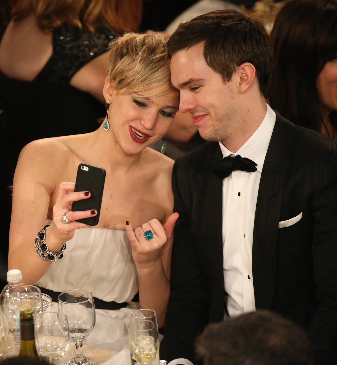 evanssonnn's tweet photo. 😭😭💔💔 #joult https://t.co/j3AfAqRrgr