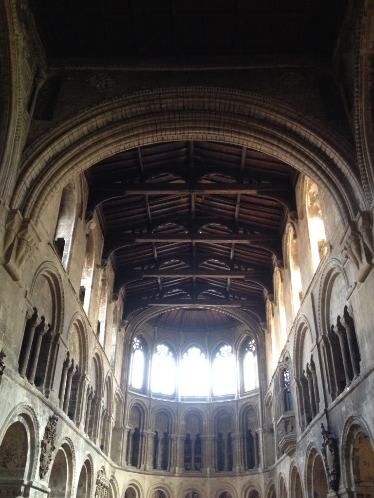 oakjoiners's tweet photo. St barts craftsmanship another level #periodbuildings #notmanchurch #joinery #stonemason https://t.co/AhtEtJIDxx