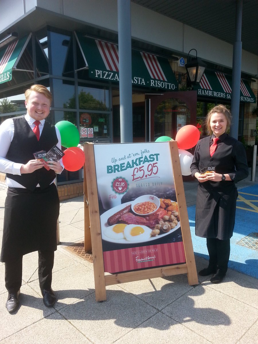 theresaelea77's tweet photo. Pick up a 20% off voucher off these 2 beauts, fosse island park @frankienbennys  #frankiesfav  #foss @Paulallinson3 https://t.co/6RYedlkIUm