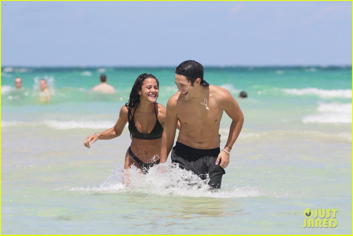 MahoneDaily's tweet photo. #ChoiceMaleHottie @AustinMahone https://t.co/CTFWxuSdRz