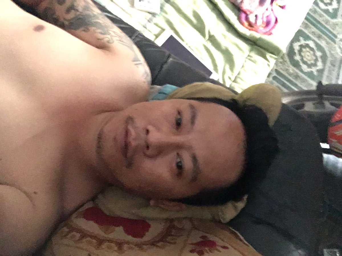StnTattoo's tweet photo. Love the way am i https://t.co/KR9QHIj4TA