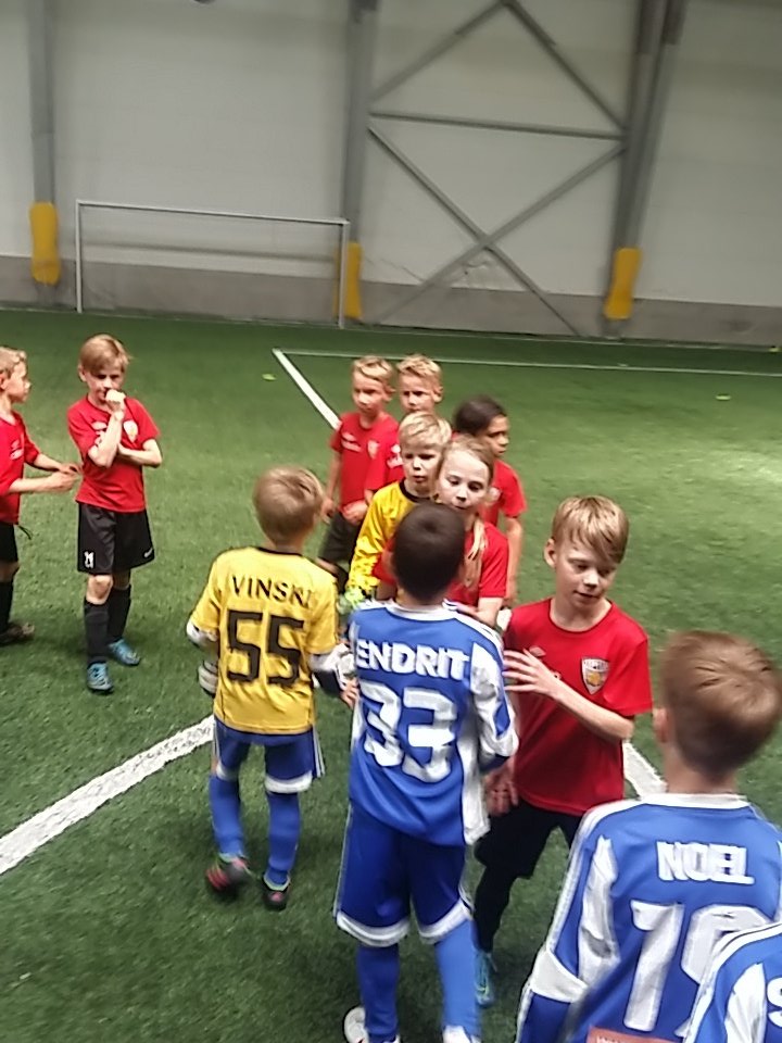 Tänään miniliigan A sarjassa saldona voitot v Honka, TuNL, HJK tappiot v TPS, Ilves ☺💪👍👊#junnufutis #pelaajakehitys