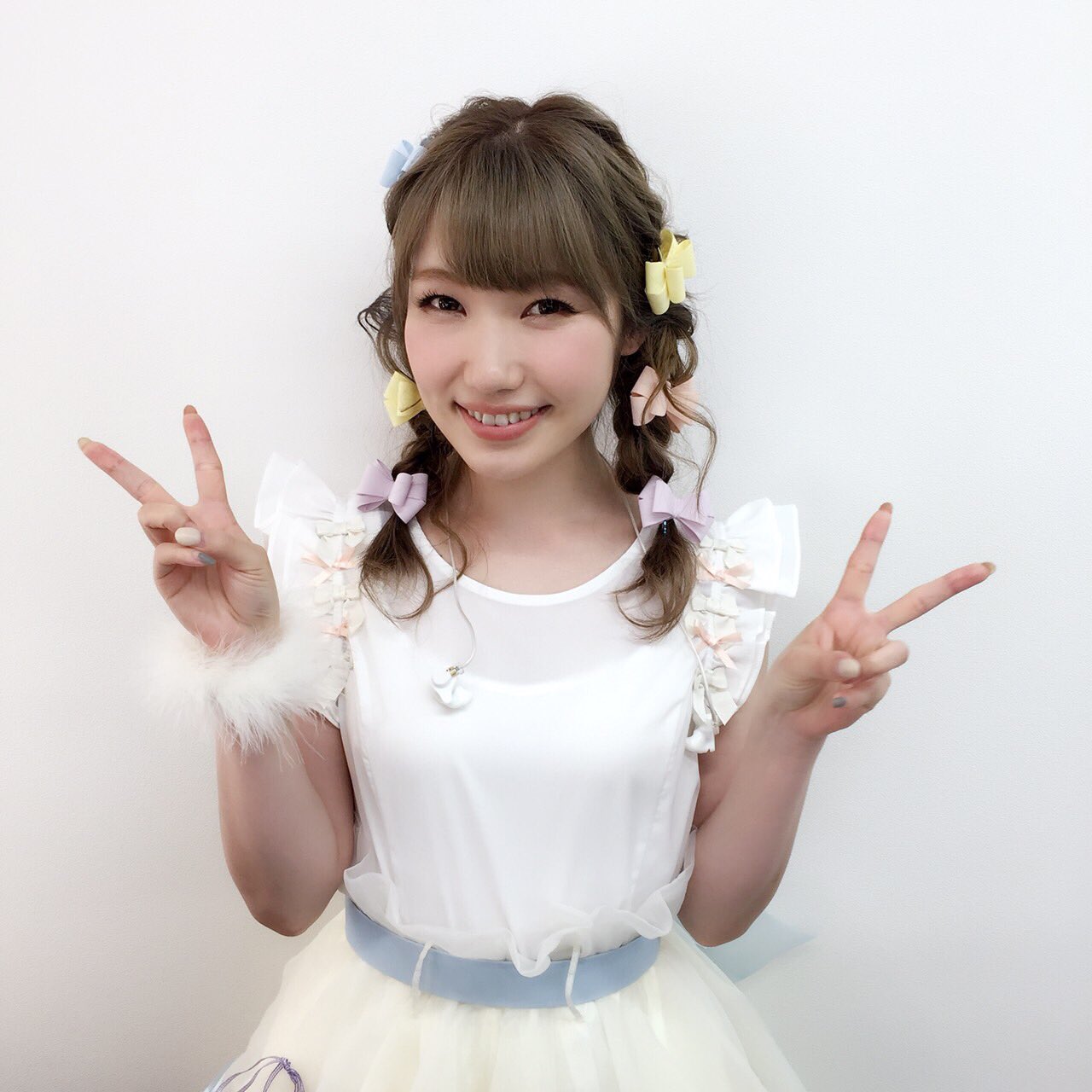 内田彩 音楽スタッフ公式 内田彩 初のツアー A Piece Of Colors 初日の仙台公演が無事に終了しました ご来場の皆様ありがとうございます 引き続き大阪 横浜も宜しくお願いいたします