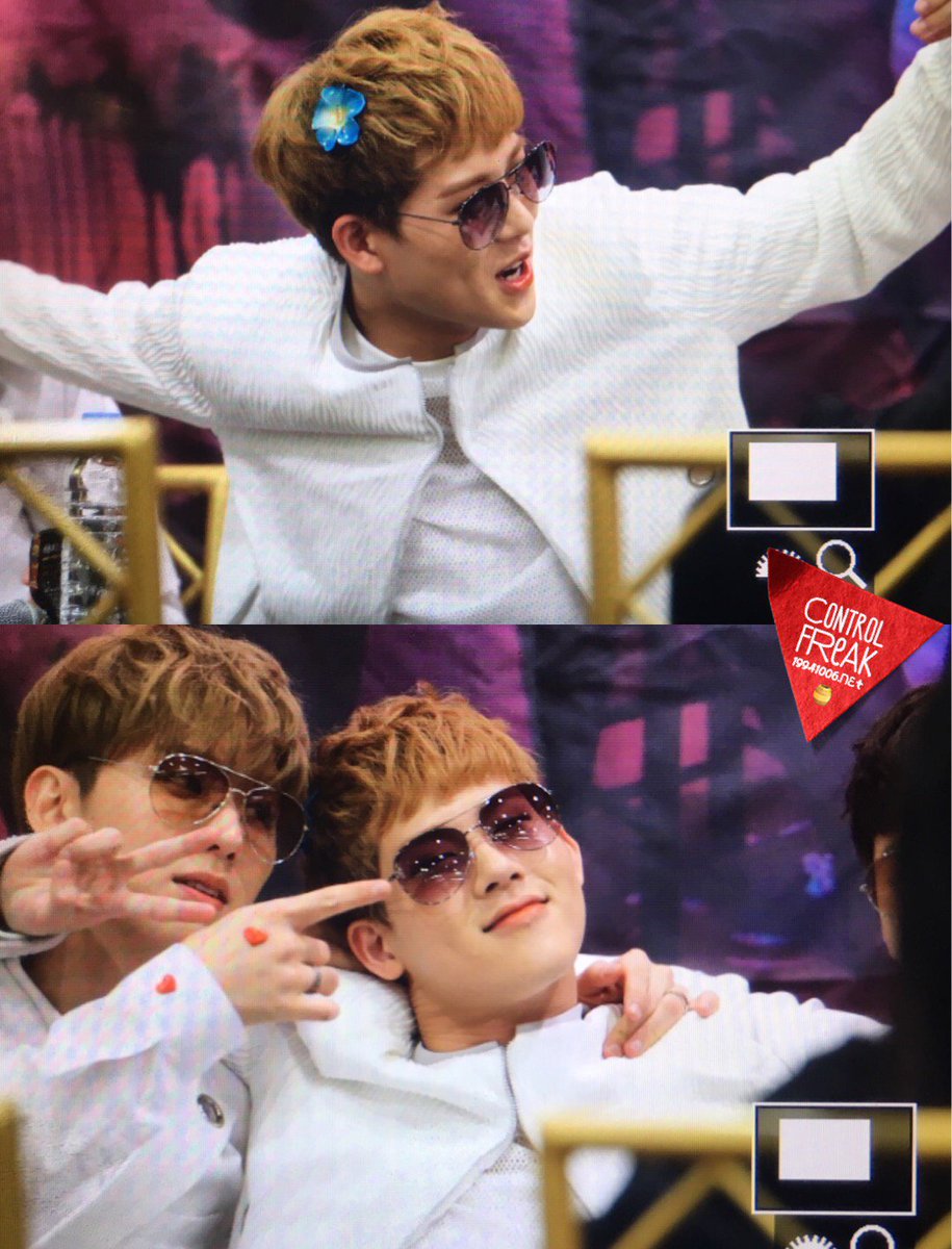 19941006net's tweet photo. 160605 명동팬싸 #주헌 #몬스타엑스 #MONSTA_X #TheCLAN #걸어 @OfficialMonstaX 미친다 ㅋㅋㅋㅋㅋㅋㅋㅋㅋㅋㅋㅋㅋㅋㅋㅋㅋ https://t.co/LsM9PAEgPc