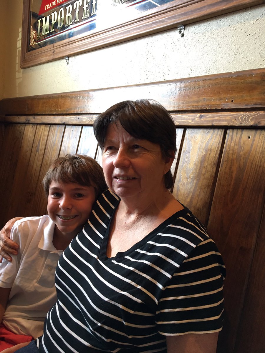 skserenity's tweet photo. Mom's having a really good day, loving on #ianbug #alzheimersawareness #facesofalzheimers https://t.co/9MNxzHbpql