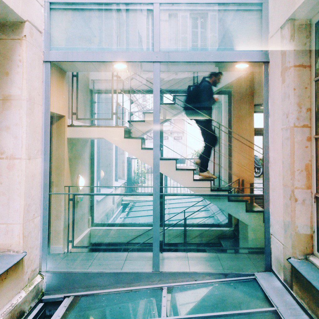 CROP THE BLOCK tweet media